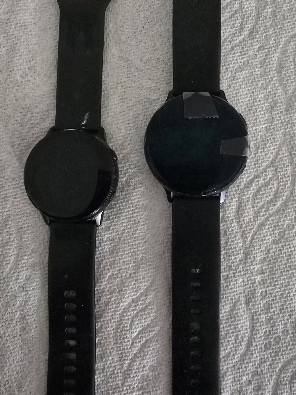 Samsung Black Silicone Smartwatch Duo - Picture 2 of 5
